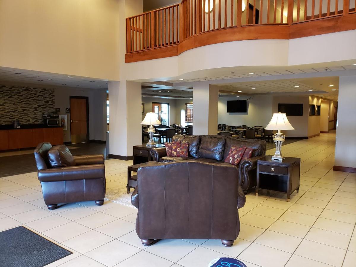 Hotel Wingate By Wyndham Coon Rapids Exterior foto