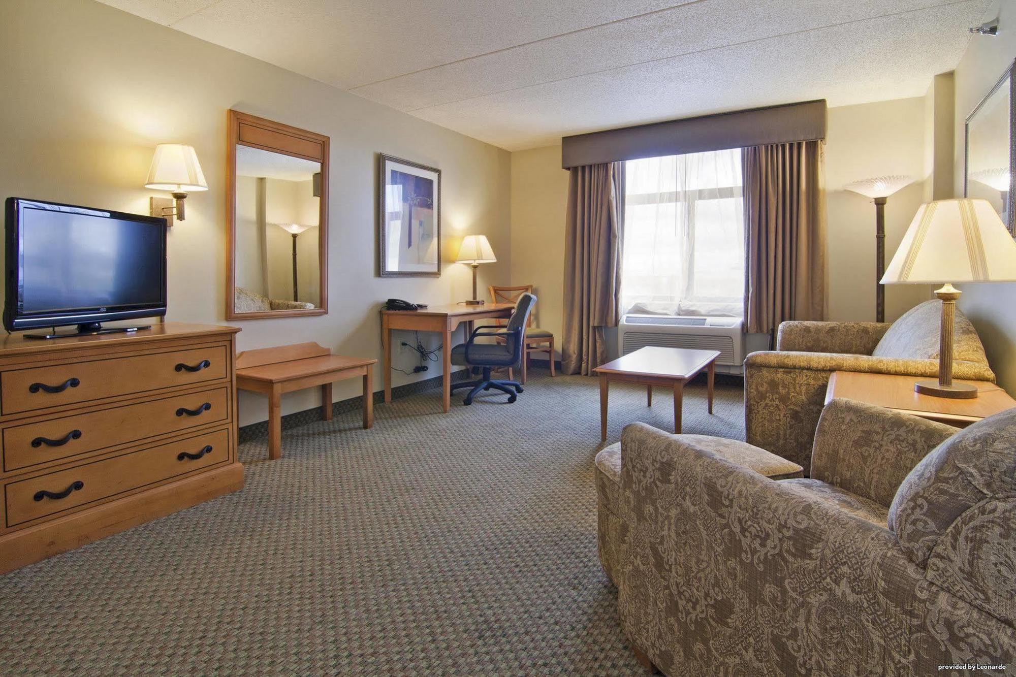 Hotel Wingate By Wyndham Coon Rapids Exterior foto